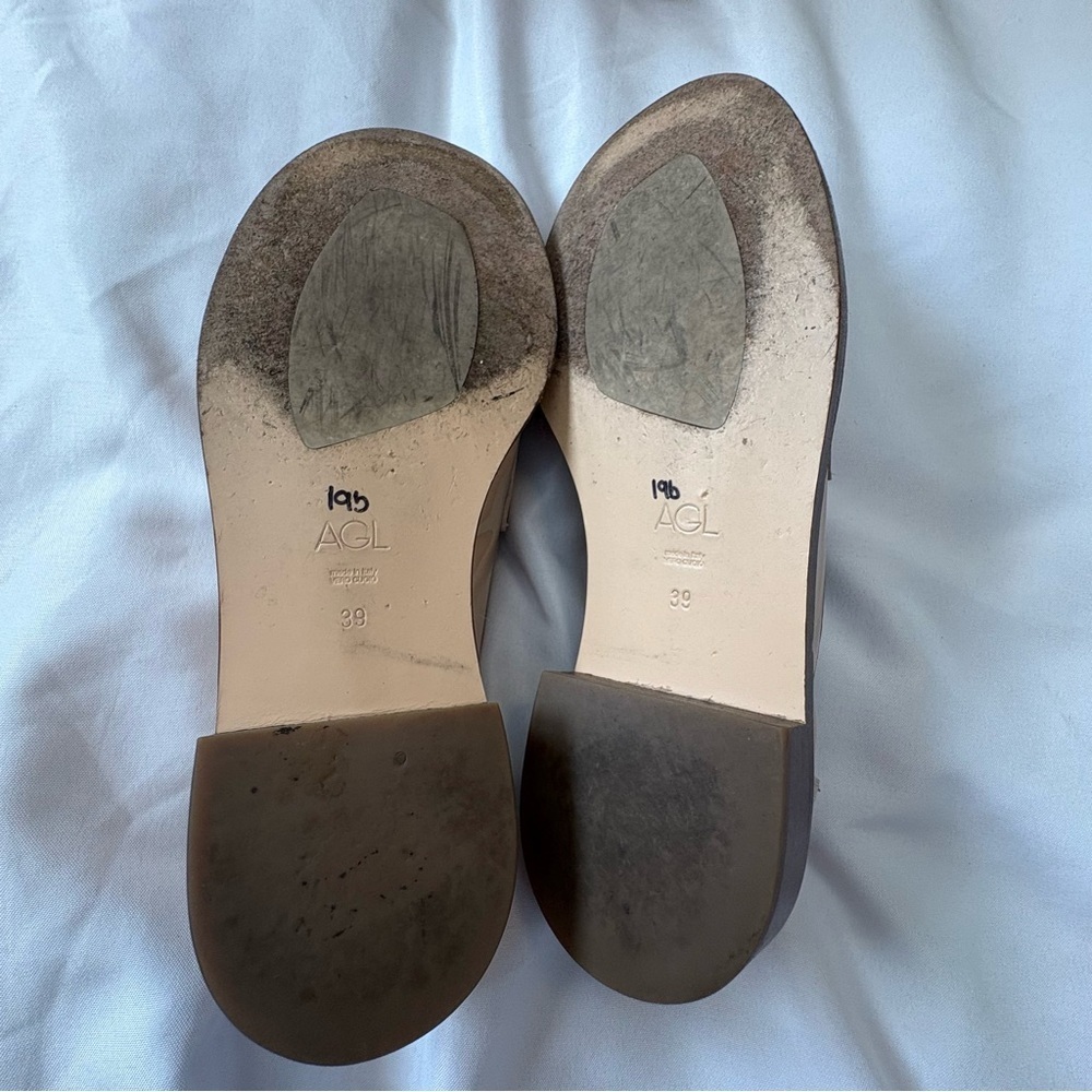 AGL Italian Lola Strass Mixed Crystal Loafers Size 39 Rhinestone Trim Beige Nude - Picture 13 of 13